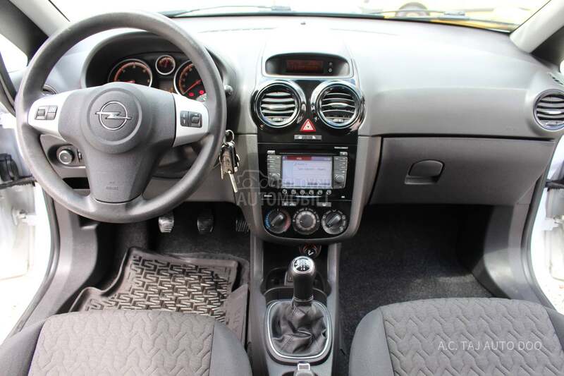 Opel Corsa D 1.3 CDTI NAV