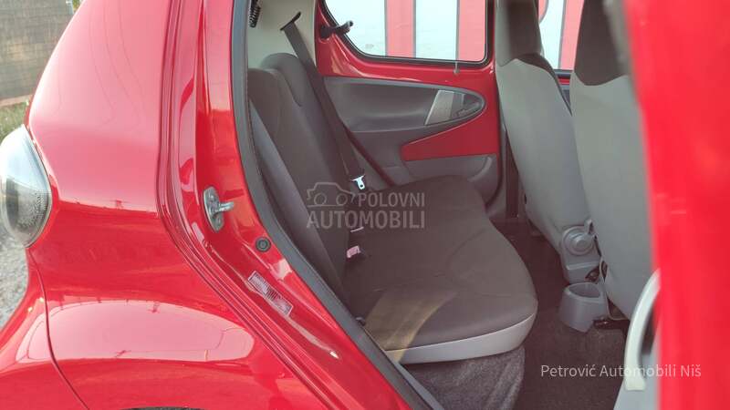 Toyota Aygo 1.0 VVTi /URBAN MOVE