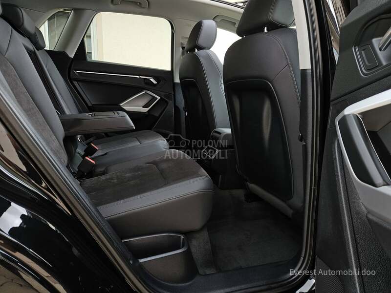 Audi Q3 35 TFSi/ S Line/Pano