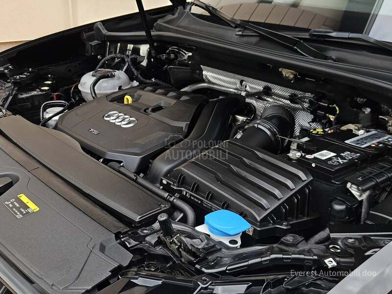 Audi Q3 35 TFSi/ S Line/Pano