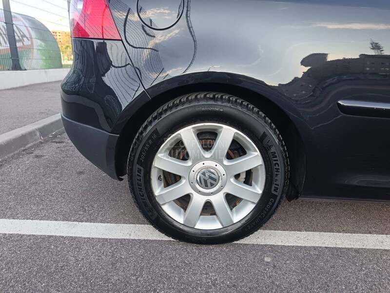 Volkswagen Golf 5 2.0 tdi