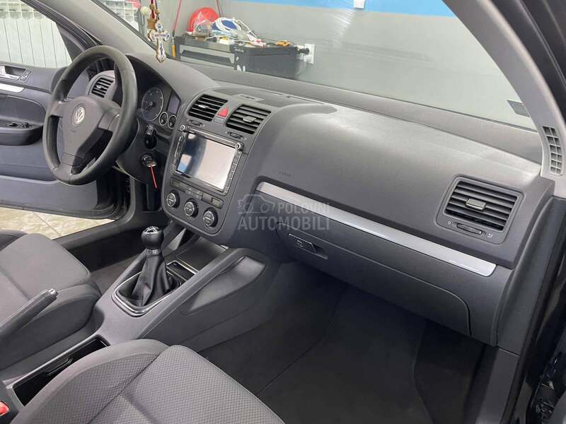 Volkswagen Golf 5 2.0 tdi