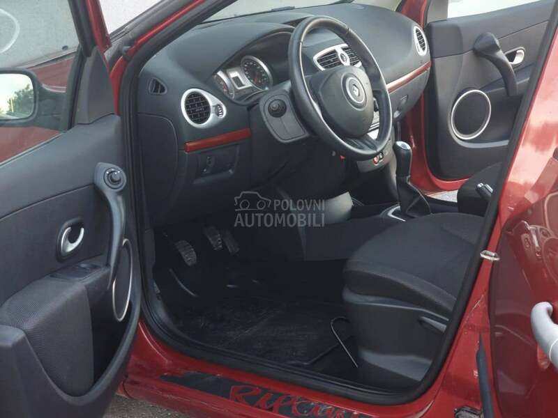 Renault Clio 1.5dCi Rip Curl