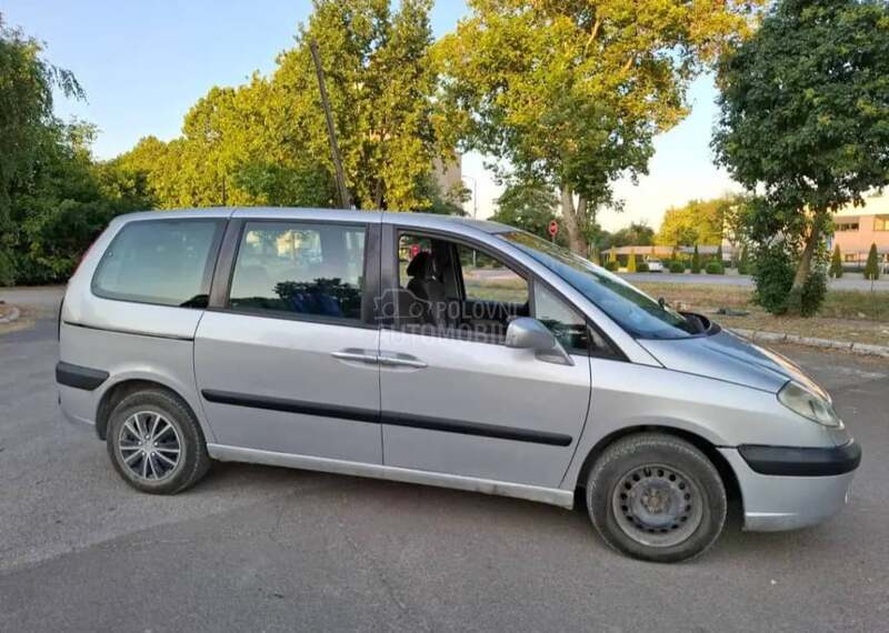 Citroen C8 