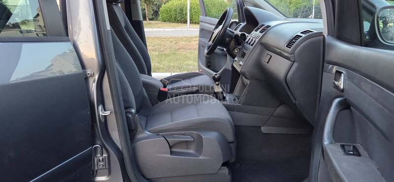 Volkswagen Touran 1.9tdi