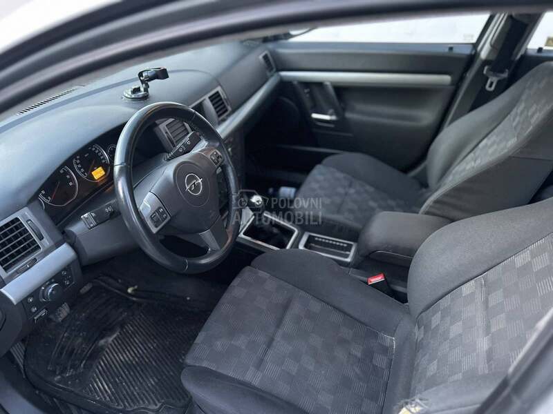 Opel Vectra C 1.8 b/g
