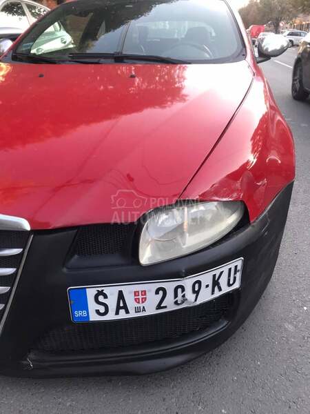 Alfa Romeo GT Q2