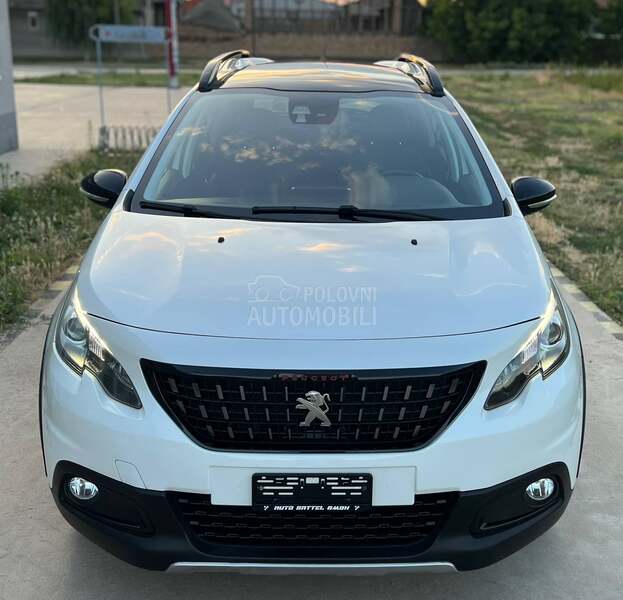 Peugeot 2008 1.2GT-line Pano CH