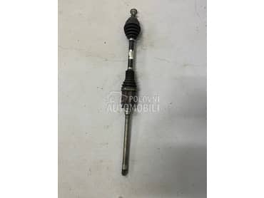 predja desna poluosovina za BMW 523 od 2017. do 2020. god.