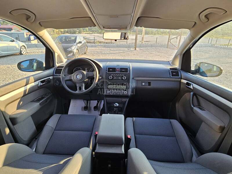 Volkswagen Touran 