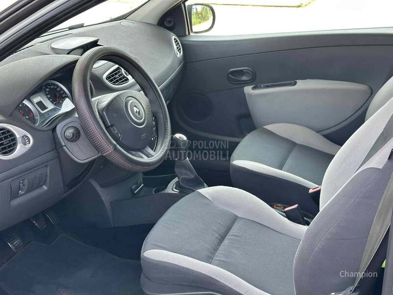 Renault Clio 
