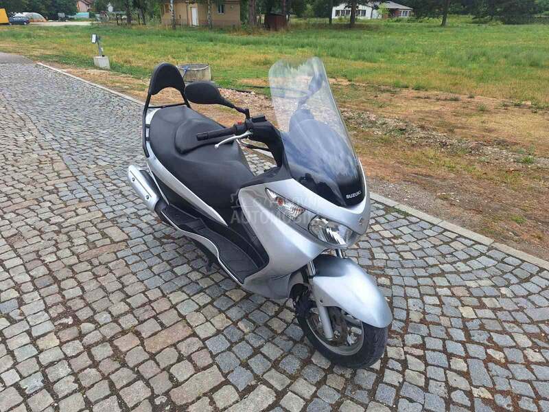 Suzuki Burgman