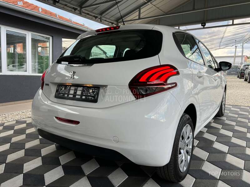 Peugeot 208 ZAMENjEN LANAC