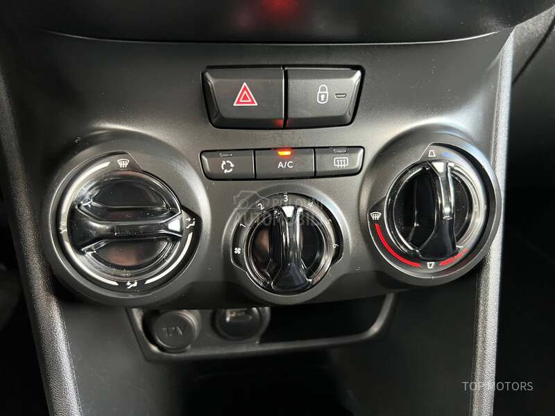 Peugeot 208 ZAMENjEN LANAC