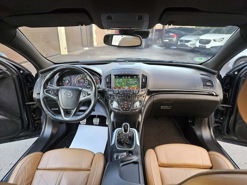 Opel Insignia 2.0cdti