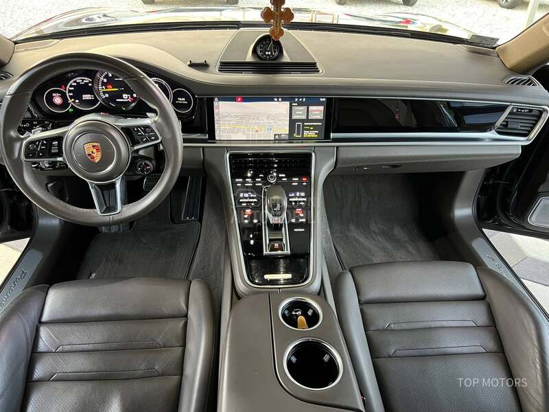 Porsche Panamera 65.000k P.REPORUKA