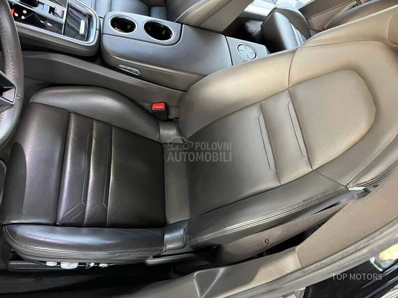 Porsche Panamera 65.000k P.REPORUKA