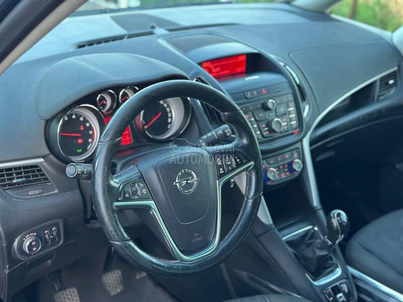 Opel Zafira 1.4 Turbo
