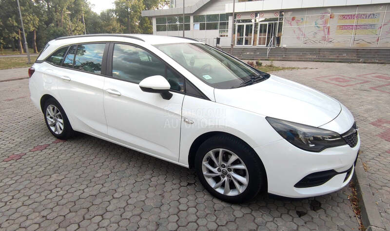 Opel Astra K Kupljen nov u SRB