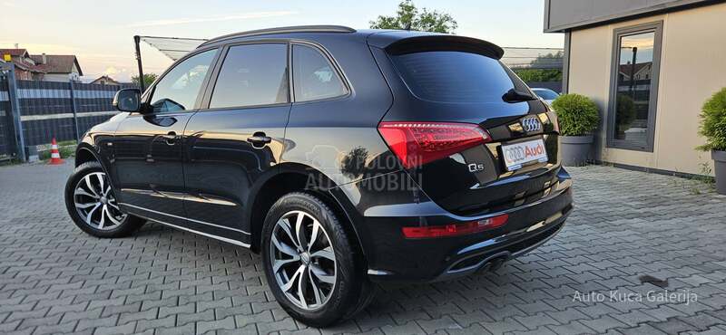 Audi Q5 2.0 S line