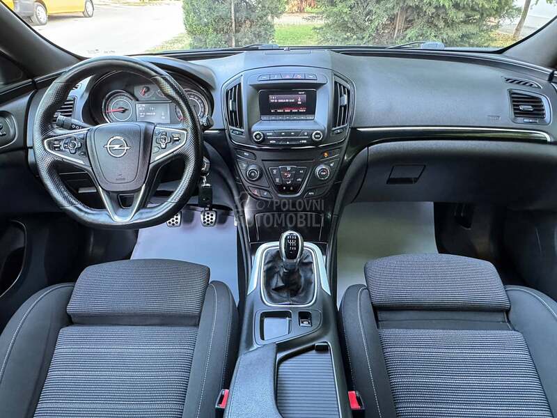 Opel Insignia OPC LINE/LED/BRAON