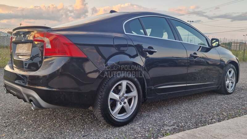 Volvo S60 2.0 d4 R-design