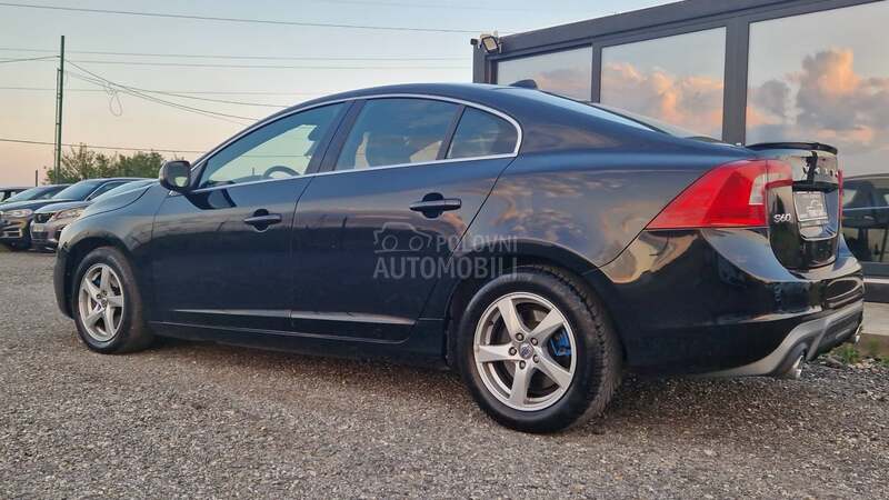 Volvo S60 2.0 d4 R-design