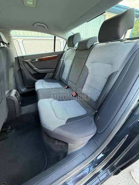 Volkswagen Passat B7 2.0tdi/LED/XENON/DSG