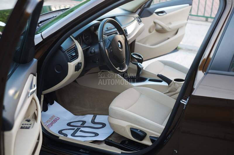 BMW X1 2.0d PREMIUM CH