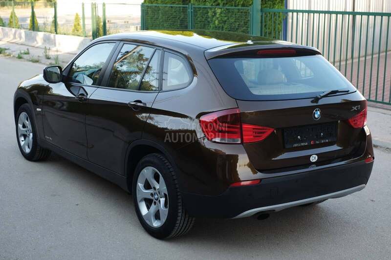 BMW X1 2.0d PREMIUM CH