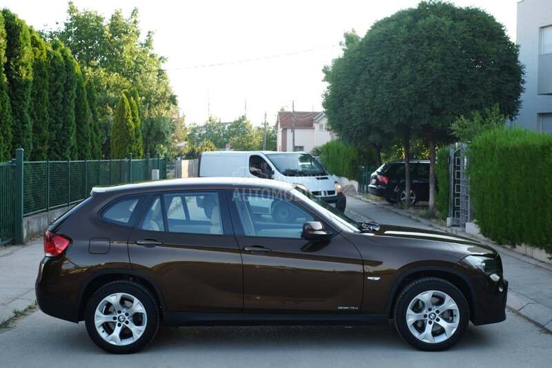 BMW X1 2.0d PREMIUM CH