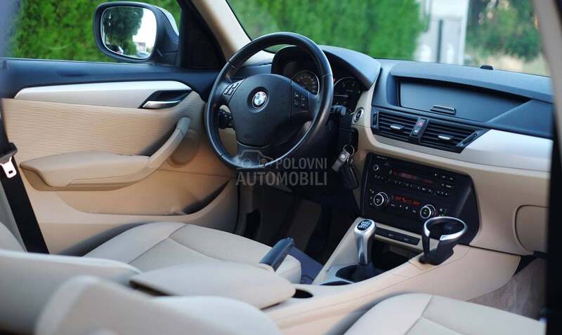 BMW X1 2.0d PREMIUM CH