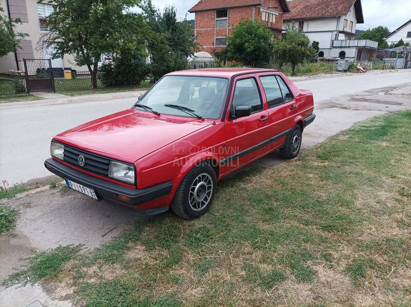 Volkswagen Jetta 1.8 katalizator
