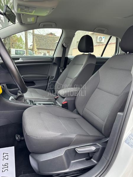 Volkswagen Golf 7 1.4 TGI COMFORTLINE