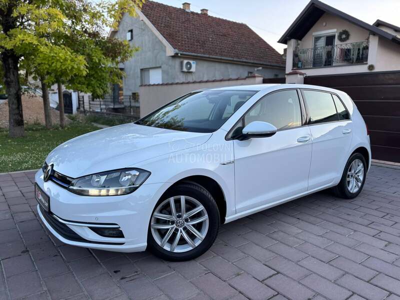 Volkswagen Golf 7 1.4 TGI COMFORTLINE