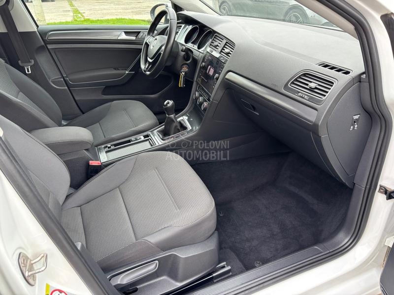 Volkswagen Golf 7 1.4 TGI COMFORTLINE