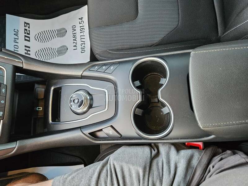 Ford Mondeo 