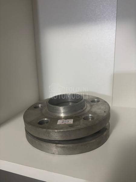 Original distanceri 15mm za alu felne 5x112