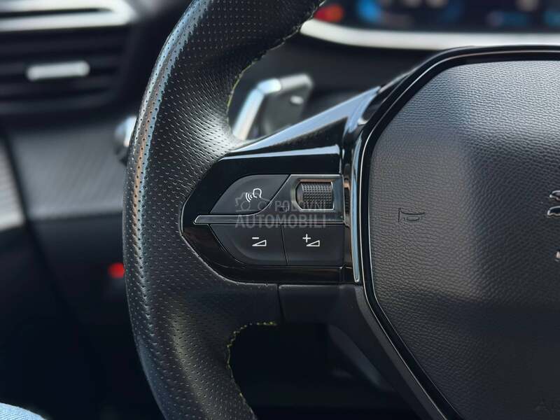 Peugeot 208 GT/3DVirtual/Kamera