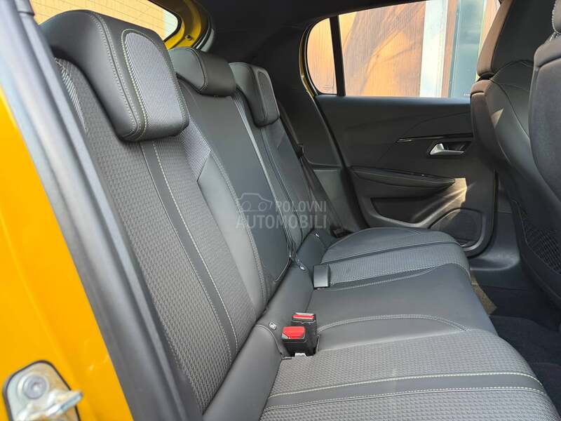 Peugeot 208 GT/3DVirtual/Kamera