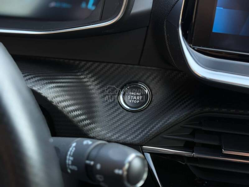 Peugeot 208 GT/3DVirtual/Kamera