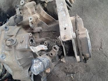 Razni delovi za Volkswagen Golf 2, Golf 3, Passat B3 ... od 1987. do 1998. god.