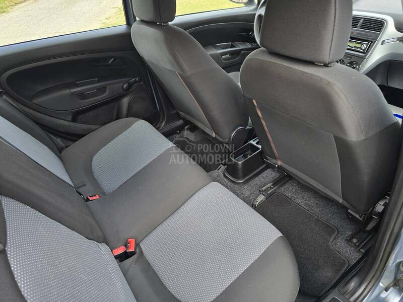 Fiat Grande Punto 1.2b