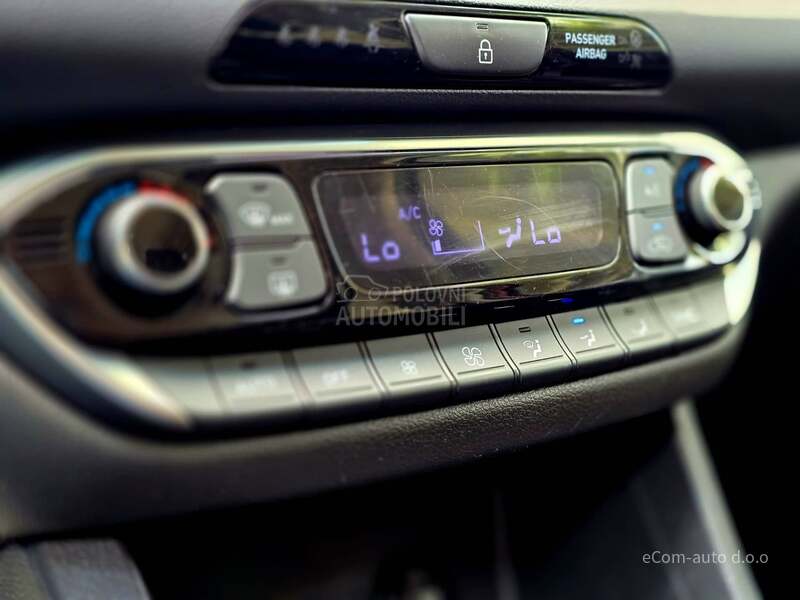 Hyundai i30 1.4 GDI STYLE