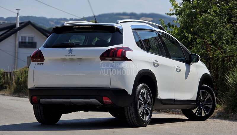 Peugeot 2008 1.2 STT, Style, CH