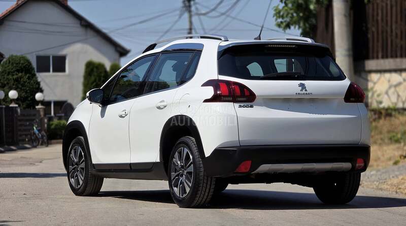 Peugeot 2008 1.2 STT, Style, CH