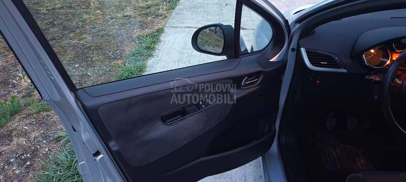 Peugeot 207 1.4 hdi P.AN.O.R.A.M