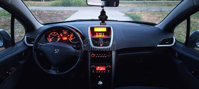 Peugeot 207 1.4 hdi P.AN.O.R.A.M