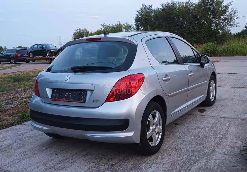 Peugeot 207 1.4 hdi P.AN.O.R.A.M