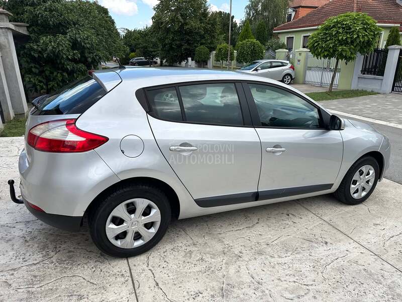 Renault Megane 1.6 16V DINAMIQ